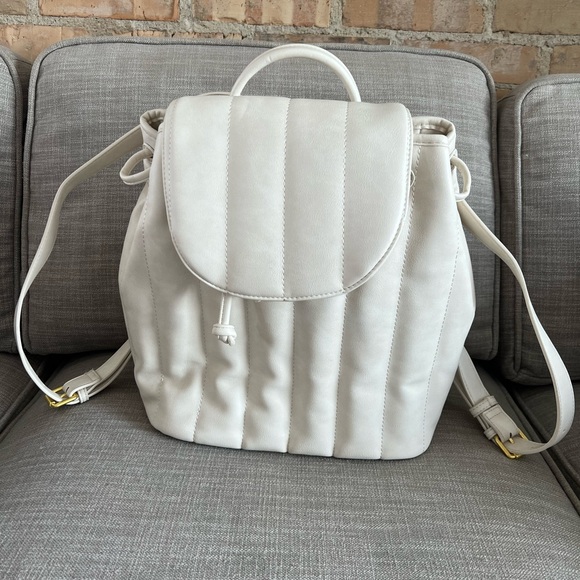 Fawn Design Quilted Cinch Backpack- off white - Picture 8 of 10